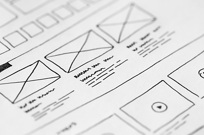 Close-up de um wireframe para um website.